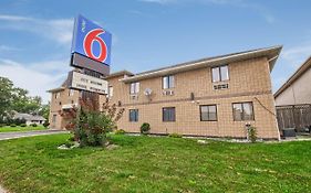 Motel 6-Windsor, ON